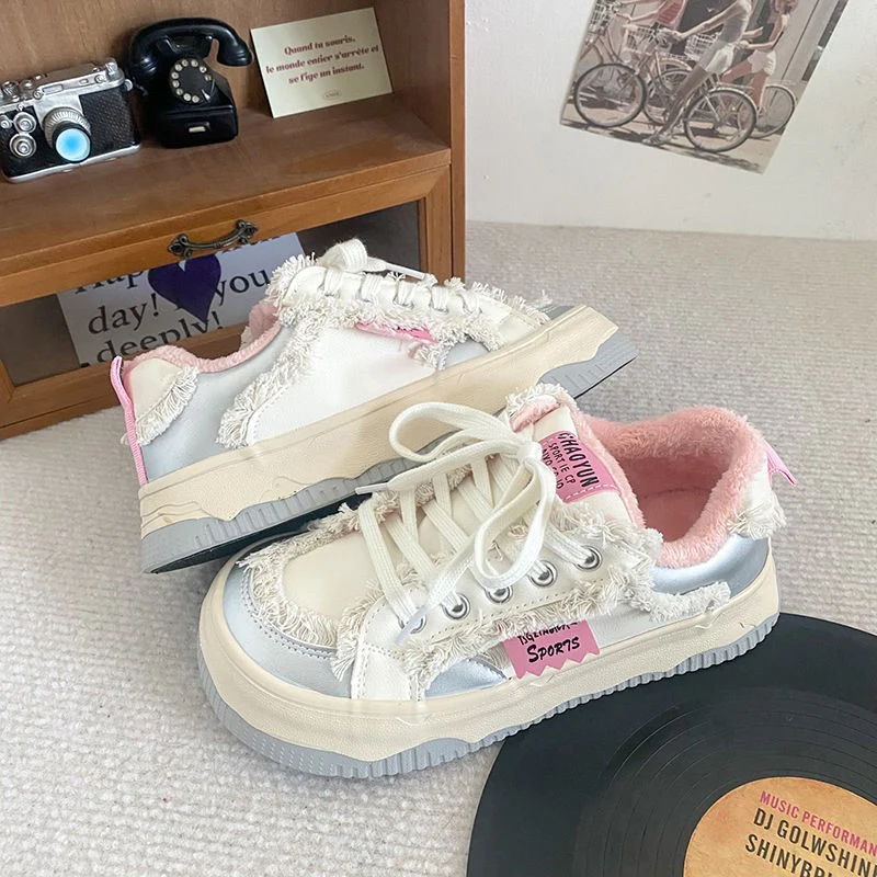Damen Sneaker mit kuscheligem Innenfutter und rutschfester Sohle Heidi Mode