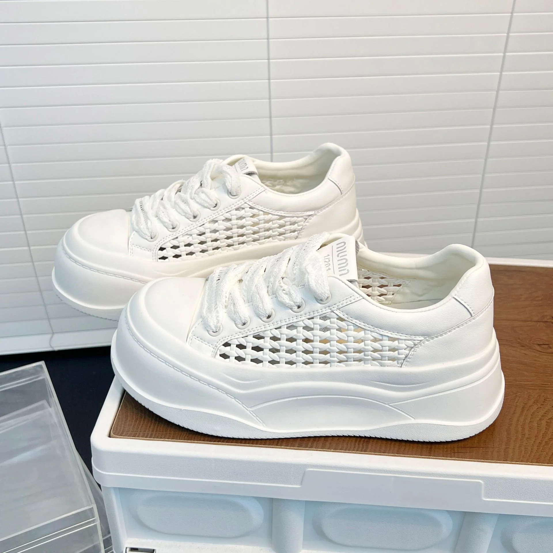Damen Sneaker mit luftiger Netzstruktur und bequemer Plateausohle Heidi Mode - Image 7