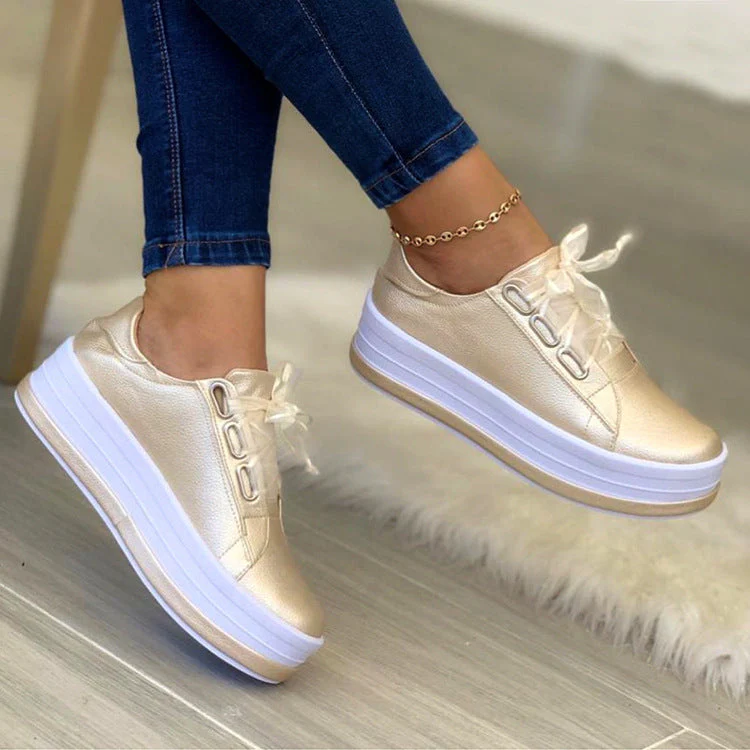 Damen Sneaker mit Modischem Plateau und Glänzendem Obermaterial Heidi-Mode - Image 9