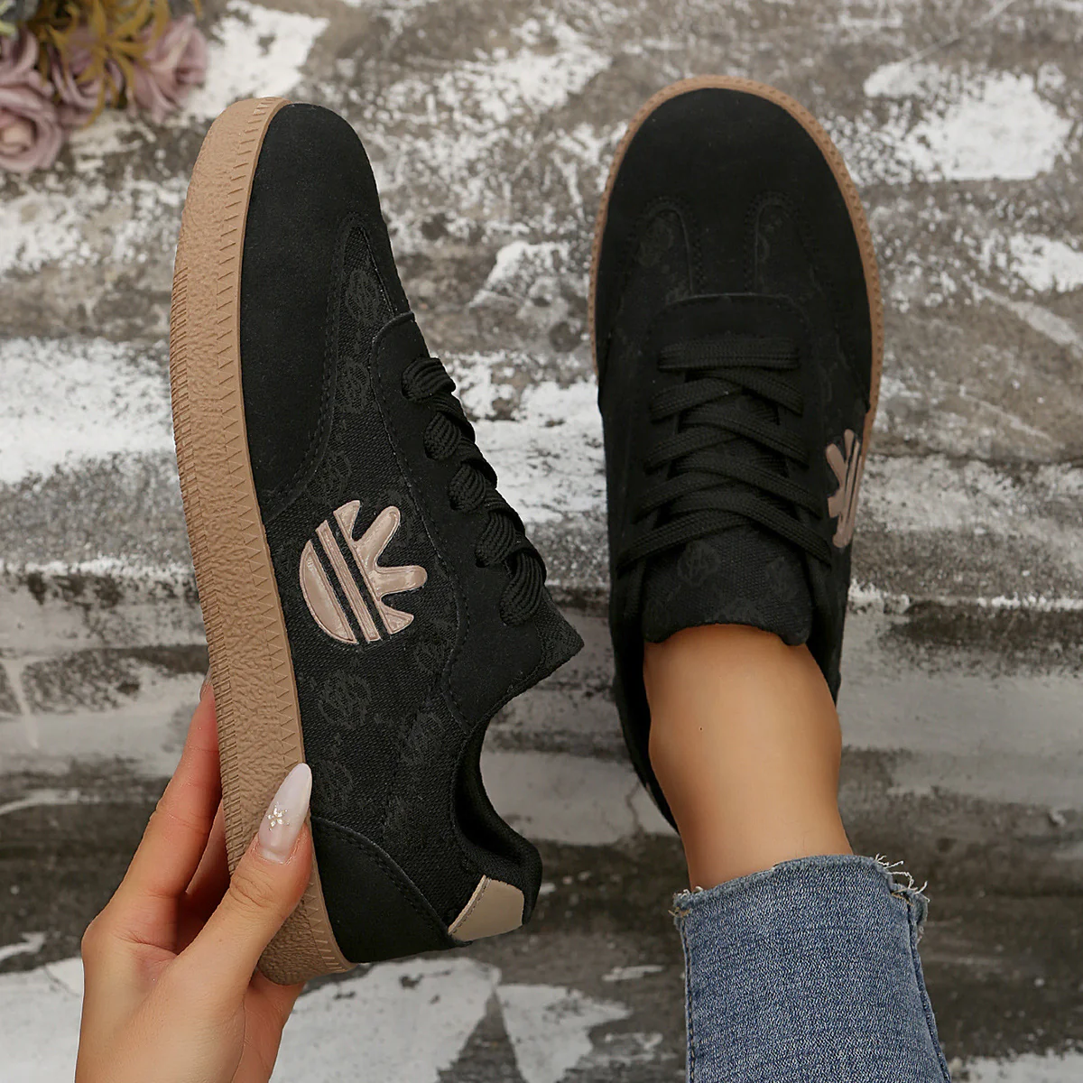 Damen Sneaker mit modischem Print und rutschfester Sohle Heidi Mode - Image 4