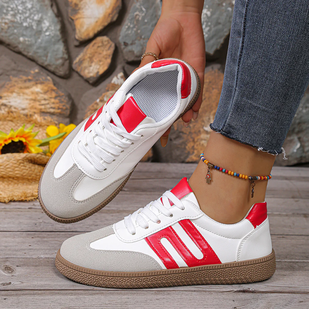 Damen Sneaker mit modischen Akzenten und rutschfester Sohle Heidi Mode - Image 3