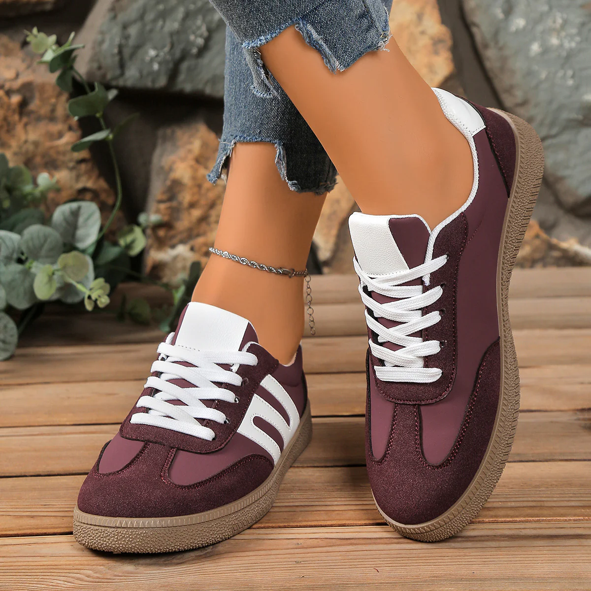 Damen Sneaker mit modischen Akzenten und rutschfester Sohle Heidi Mode - Image 4