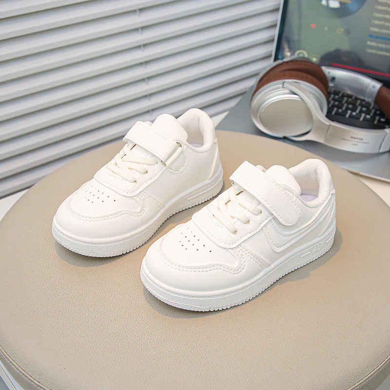 Damen Sneaker mit praktischer Klettverschluss und dämpfender Sohle Heidi Mode - Image 4