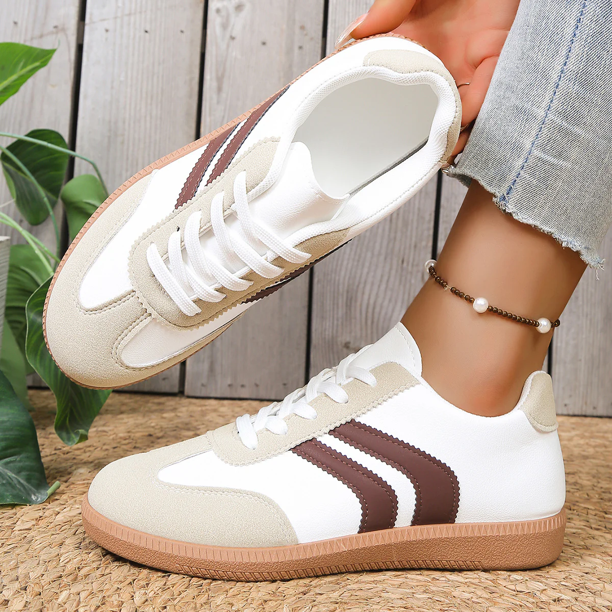 Damen Sneaker mit sportivem Design und bequemer Sohle Heidi Mode