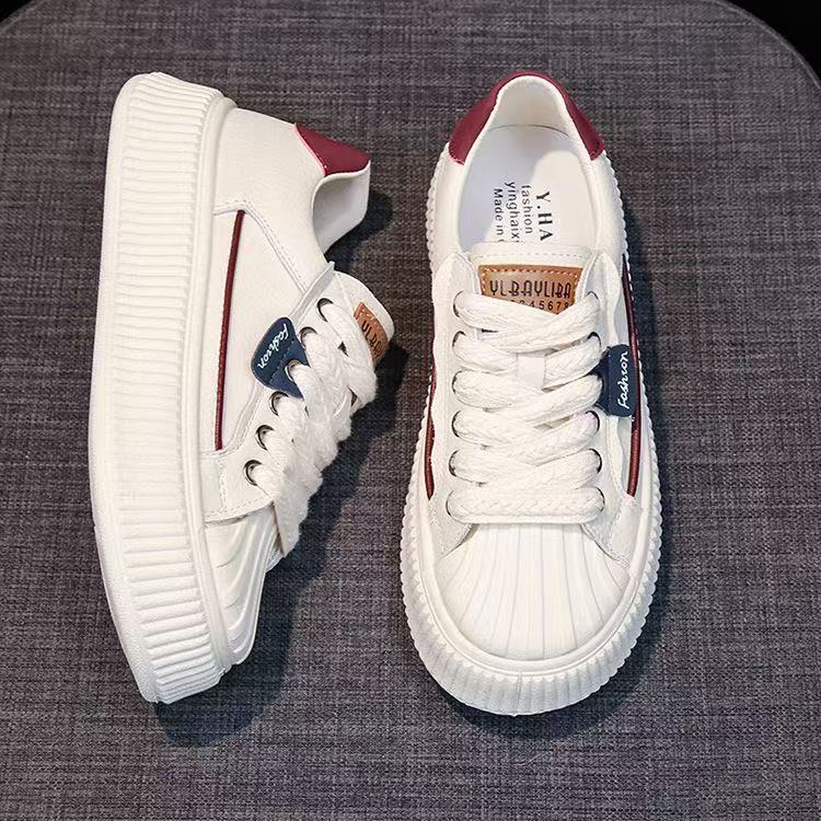 Damen Sneaker mit strukturiertem Obermaterial und moderner Sohle Heidi Mode - Image 5