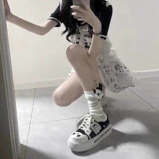 Damen Sneaker mit verspielt-animiertem Design und rutschfester Sohle Heidi Mode - Image 5