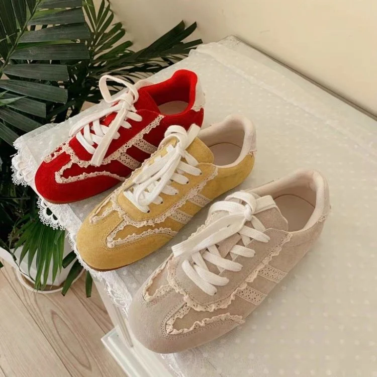 Damen Sneaker mit verspieltem Spitzen-Design und komfortabler Sohle Heidi Mode - Image 5