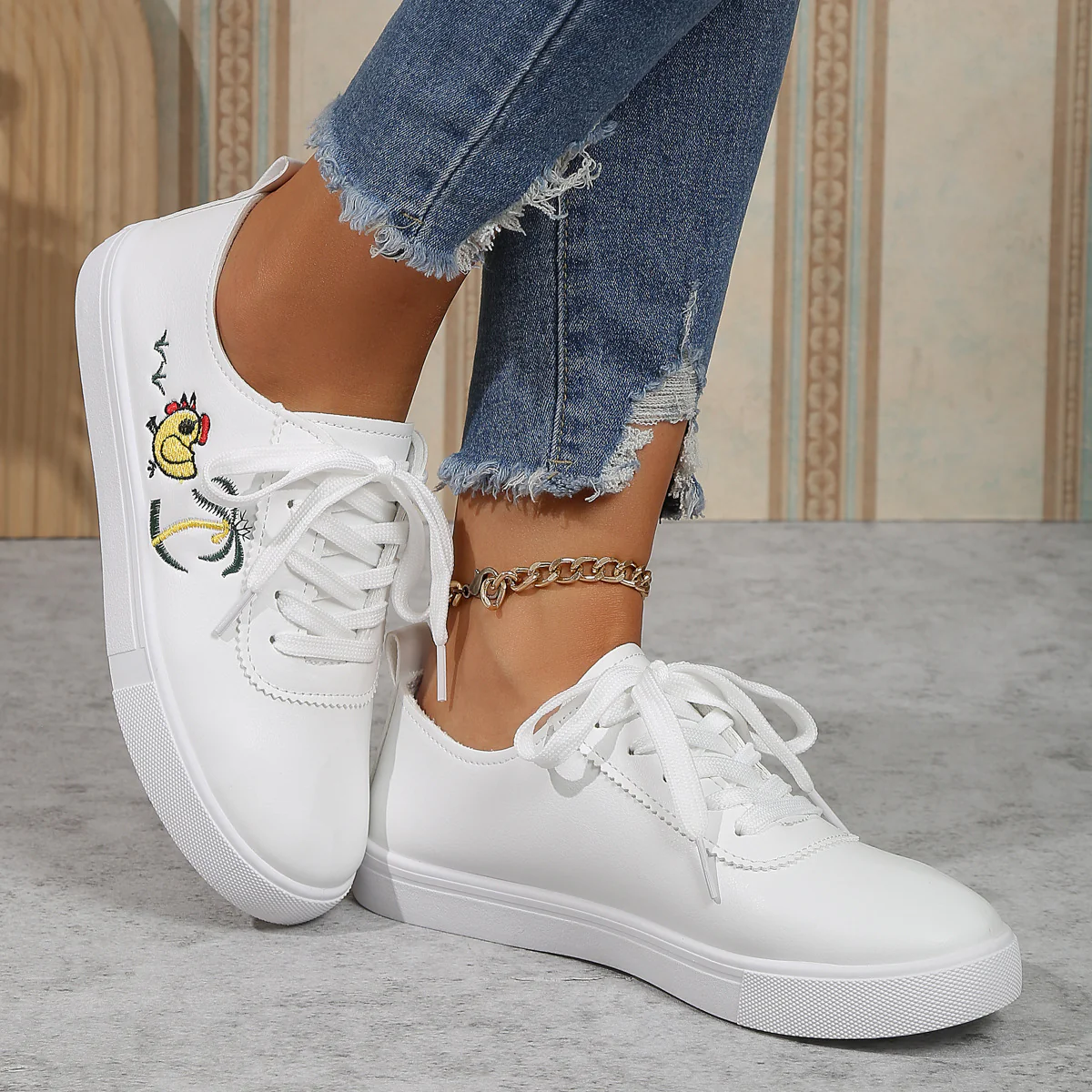 Damen Sneaker mit verspieltem Stickmuster und bequemer Sohle Heidi Mode