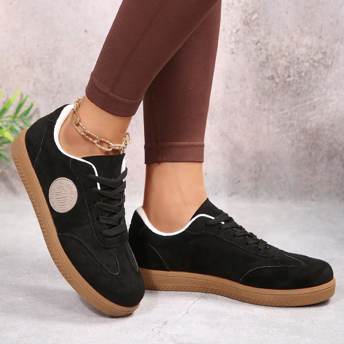 Damen Sneaker mit weichem Veloursleder und komfortabler Sohle Heidi Mode - Image 3