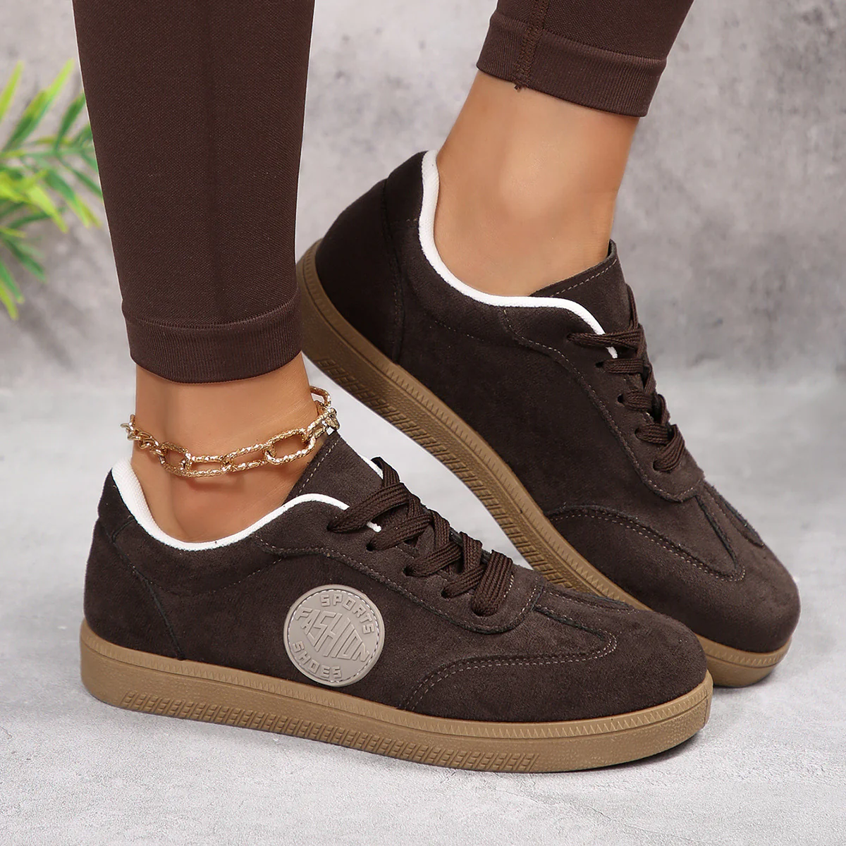 Damen Sneaker mit weichem Veloursleder und komfortabler Sohle Heidi Mode - Image 6