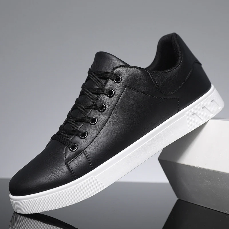 Damen Sneakers aus hochwertigem Kunstleder mit rutschfester Sohle Heidi Mode - Image 2