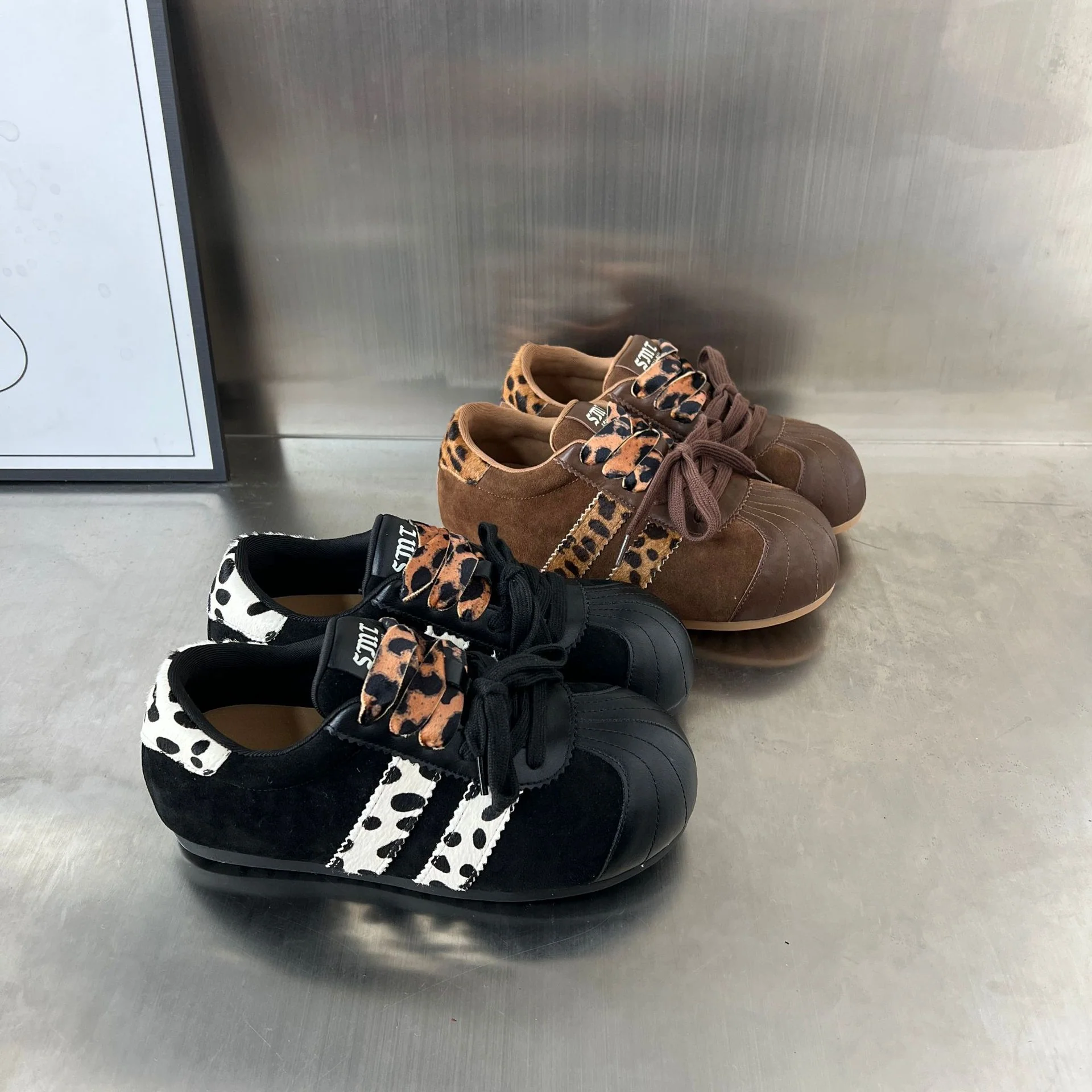 Damen Sneakers im angesagten Tierdruck-Design mit hochwertigem Wildleder und robustem Gummifußbett Heidi Mode - Image 3