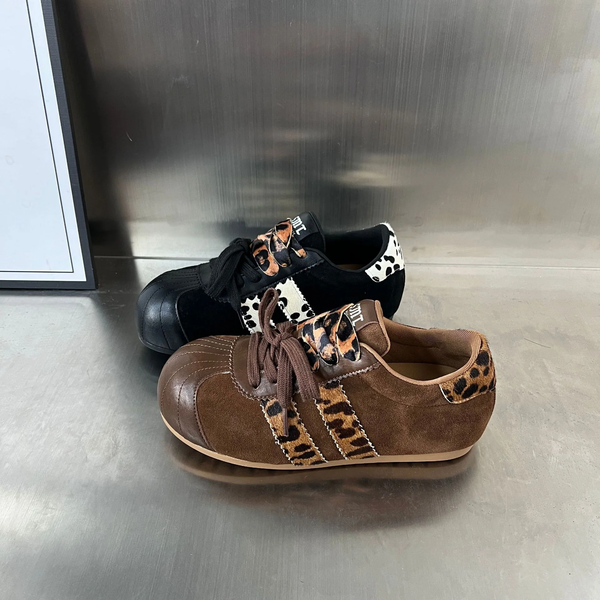 Damen Sneakers im angesagten Tierdruck-Design mit hochwertigem Wildleder und robustem Gummifußbett Heidi Mode - Image 4