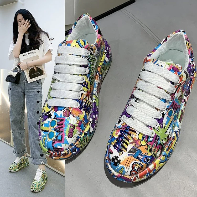 Damen Sneakers im bunten Comic-Design mit rutschfester Sohle Heidi Mode - Image 8