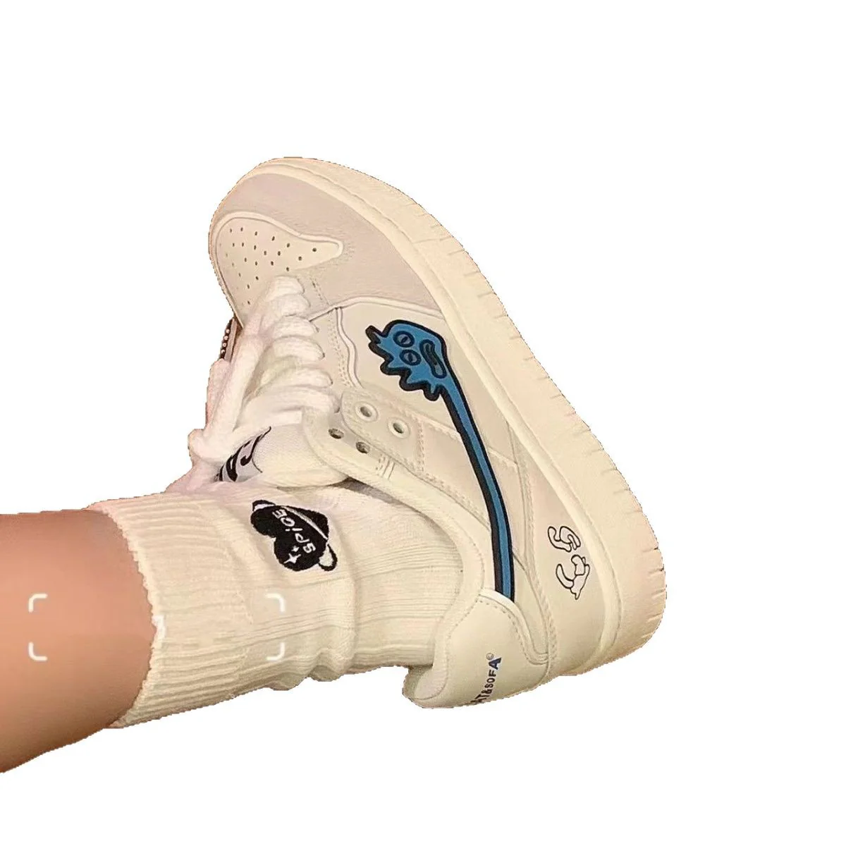 Damen Sneakers im modernen Design mit atmungsaktiver Mesh-Oberfläche Heidi Mode - Image 5