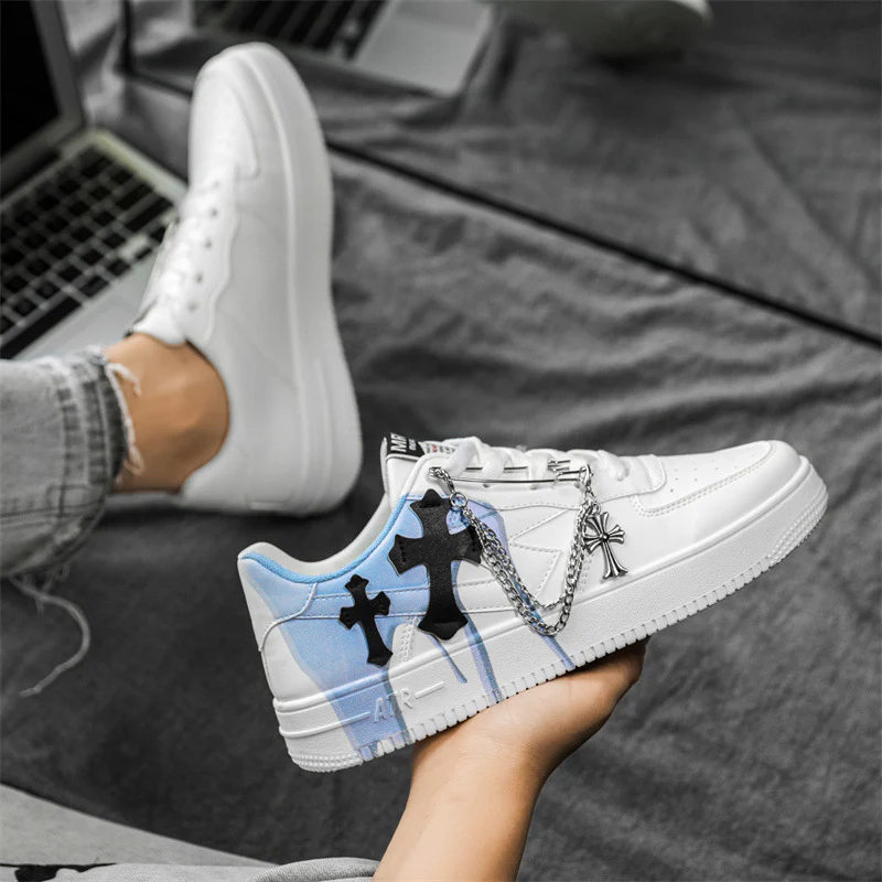 Damen Sneakers im modernen Design mit einzigartigem Ketten-Detail Heidi Mode - Image 2