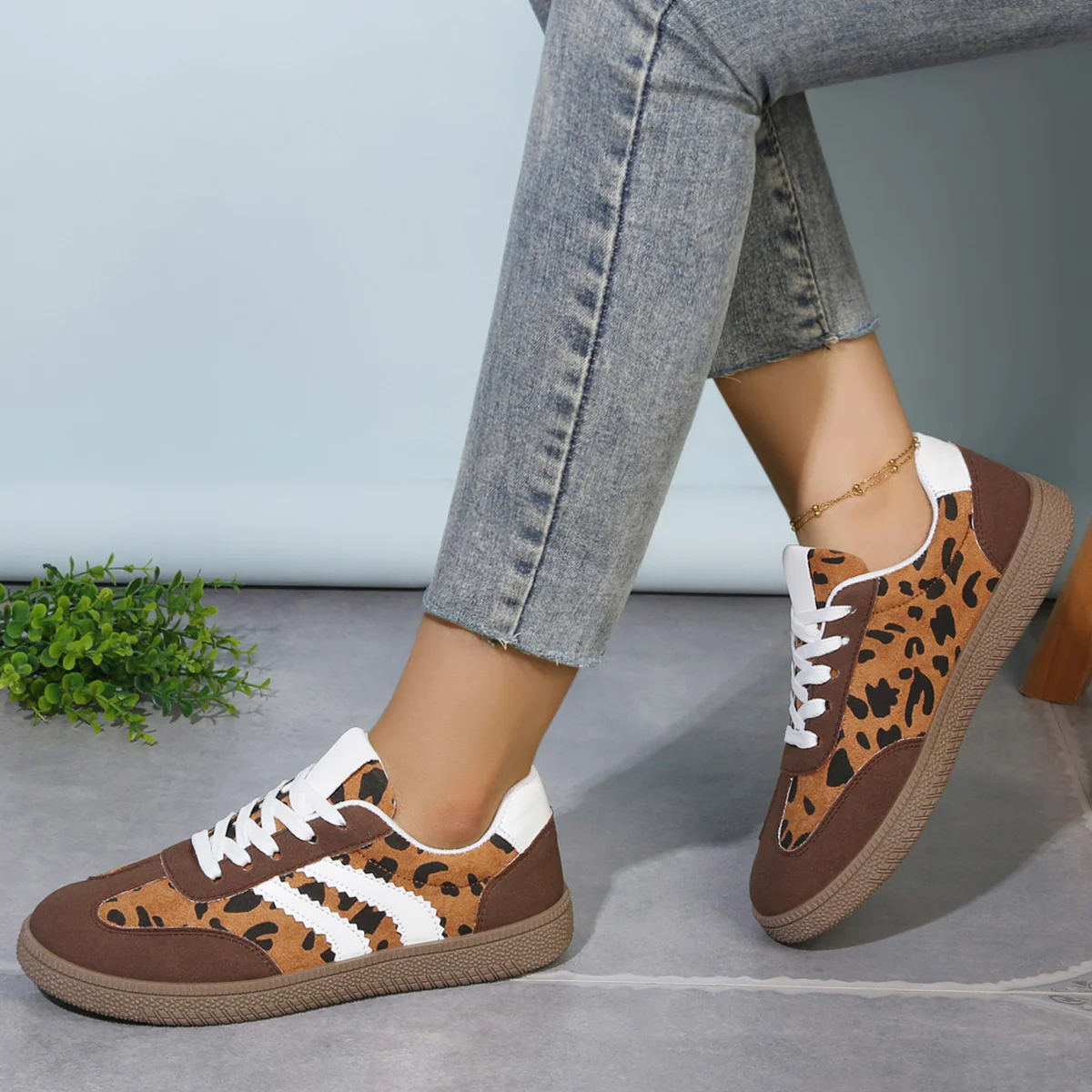 Damen Sneakers im modernen Leo-Design mit bequemer Sohle Heidi Mode - Image 2