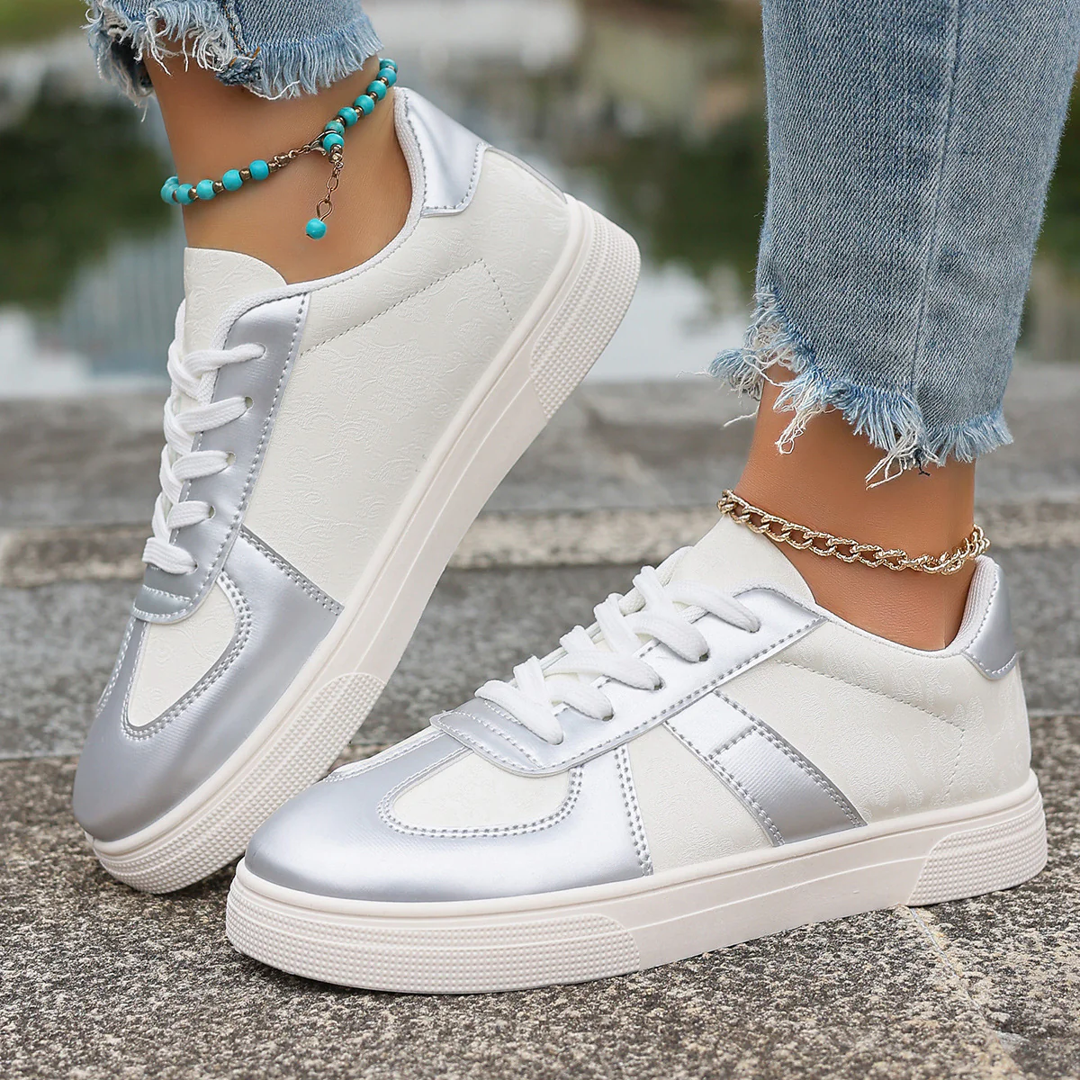 Damen Sneakers im modernen Retro-Design mit atmungsaktiven Einsätzen Heidi Mode