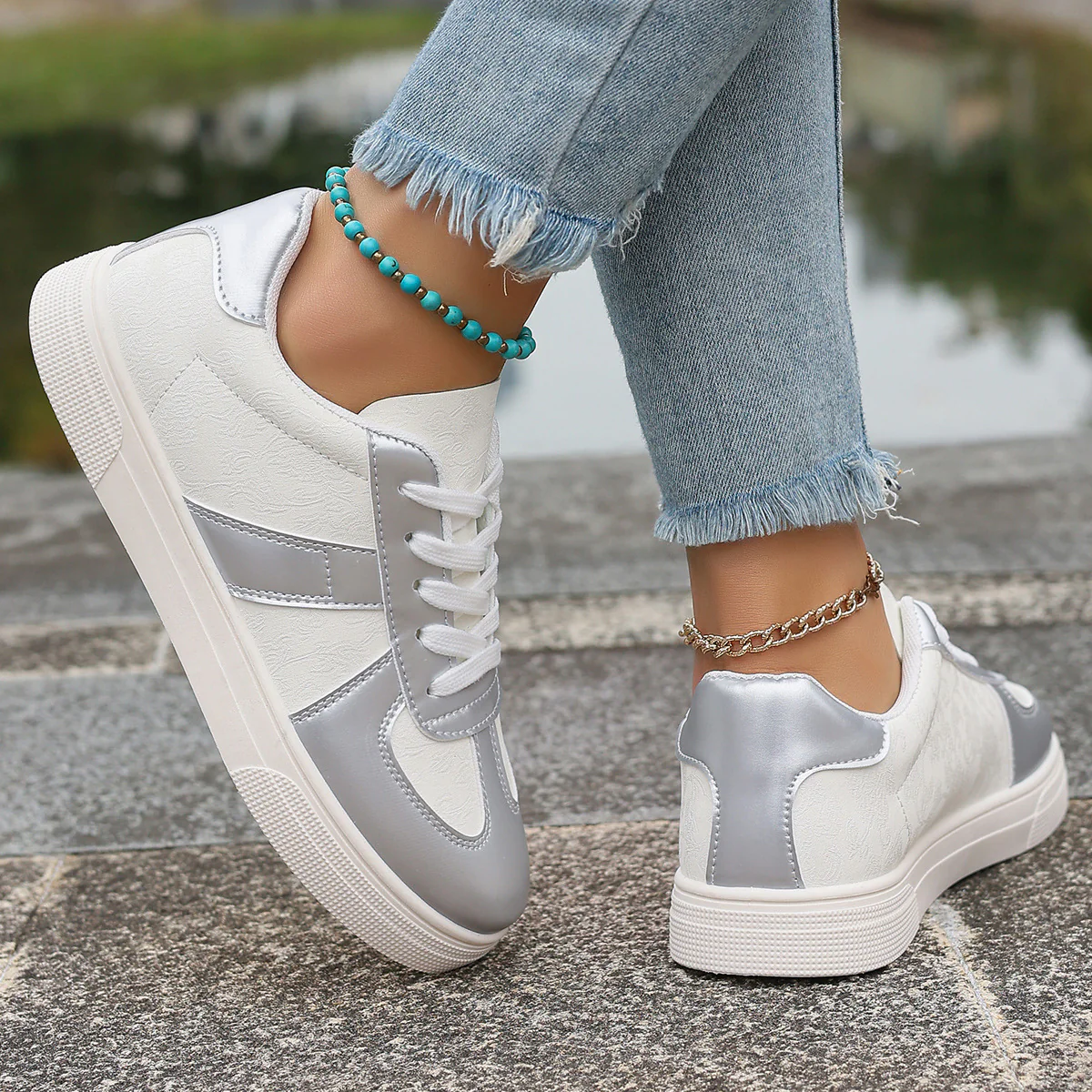 Damen Sneakers im modernen Retro-Design mit atmungsaktiven Einsätzen Heidi Mode - Image 2