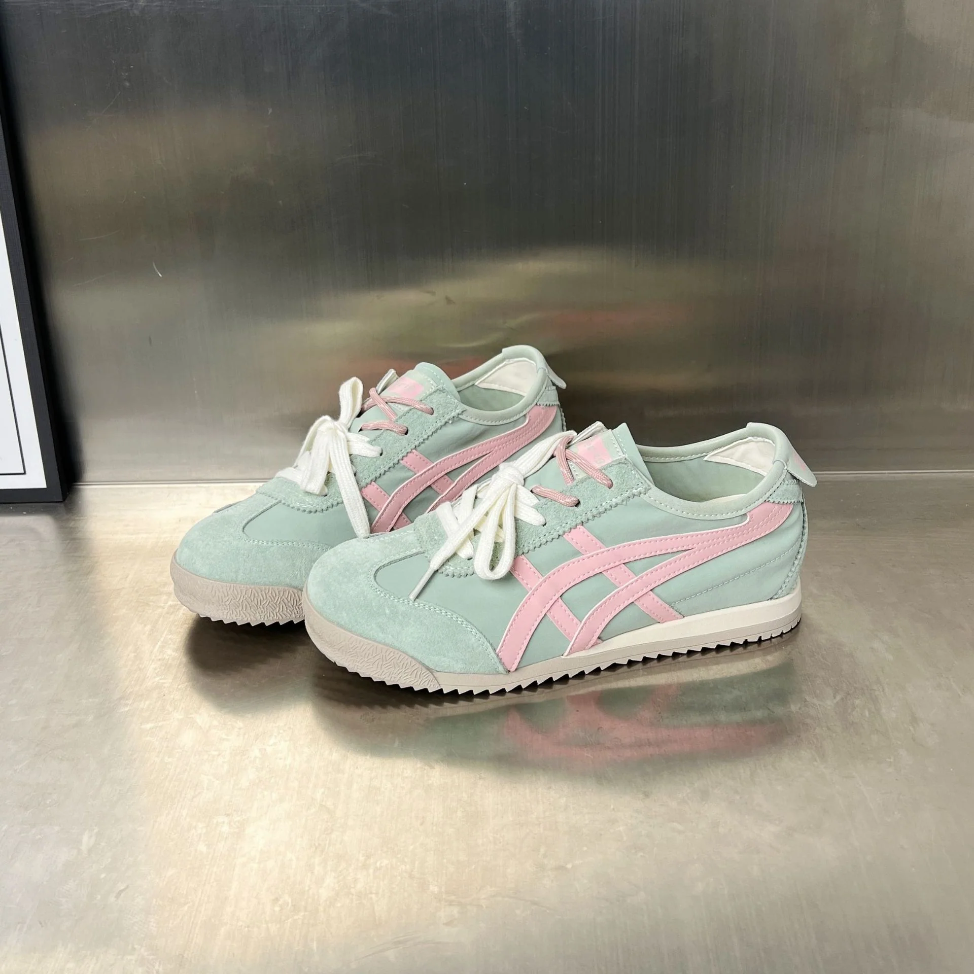 Damen Sneakers im sportlichen Retro-Design mit atmungsaktiven Mesh-Einsätzen Heidi Mode - Image 6