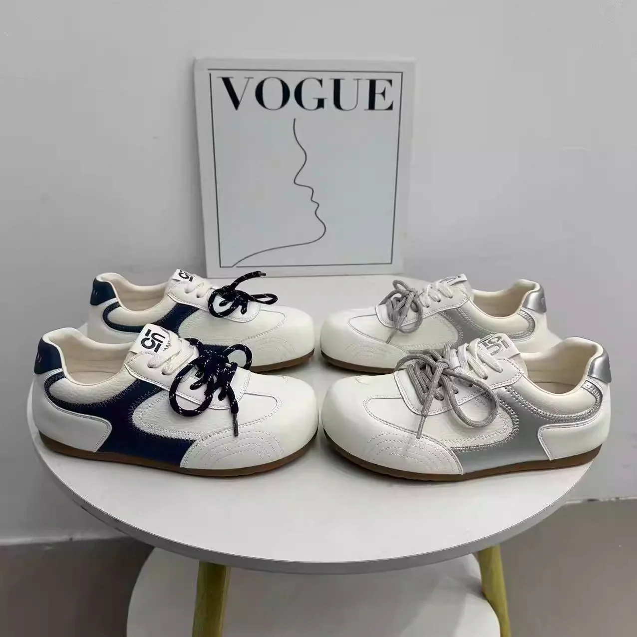 Damen Sneakers im sportlichen Retro-Design mit atmungsaktiver Oberfläche und rutschfester Sohle Heidi Mode