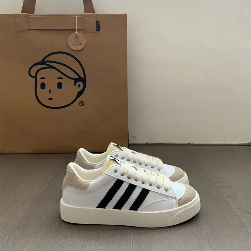 Damen Sneakers im sportlichen Retro-Look mit gepolsterter Sohle Heidi Mode - Image 6