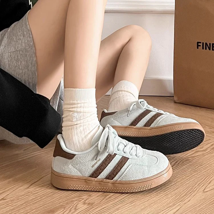 Damen Sneakers im sportlichen Retro-Look mit klassischen Akzenten Heidi Mode