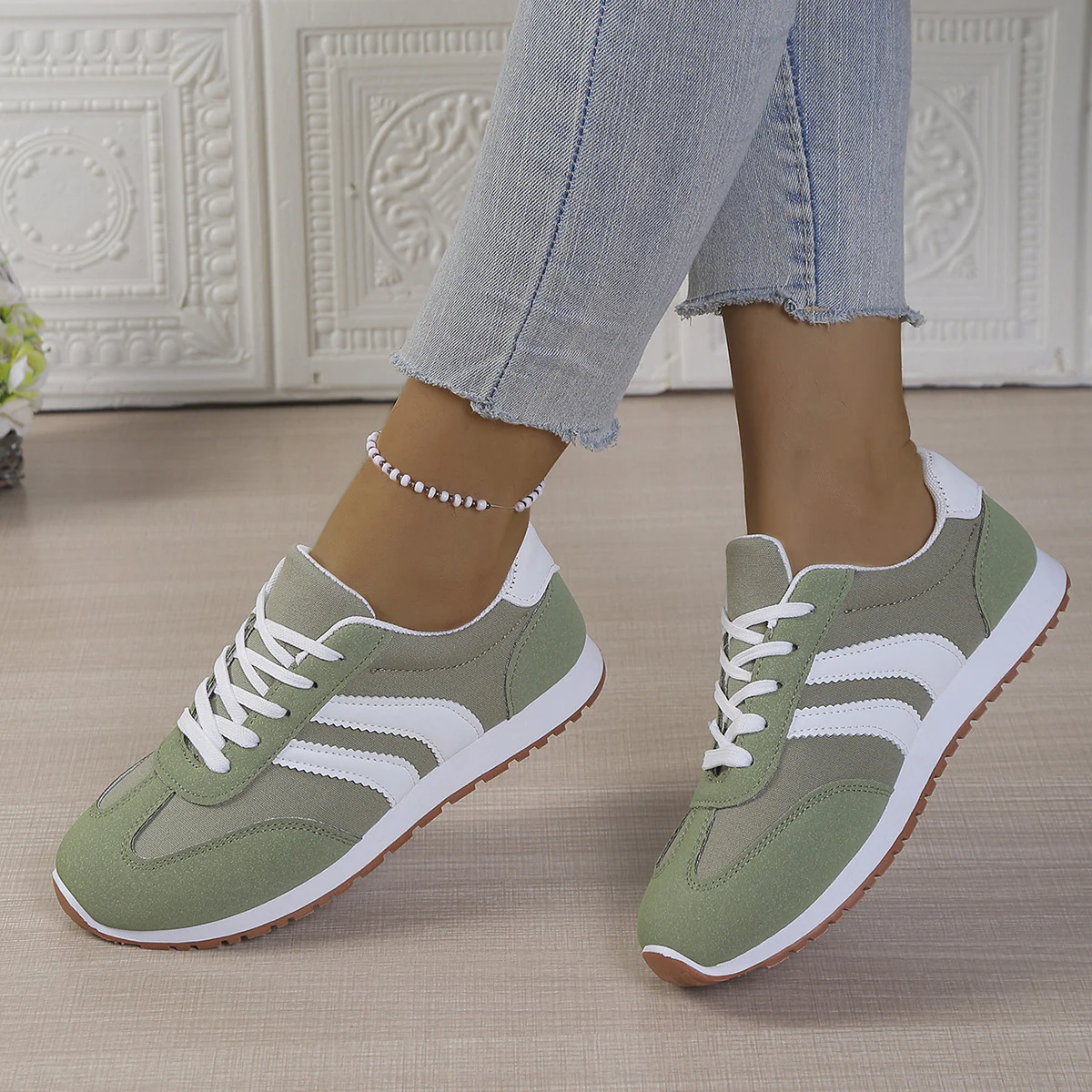 Damen Sneakers im sportlichen Retro-Stil mit atmungsaktiver Oberflächenstruktur Heidi Mode - Image 2