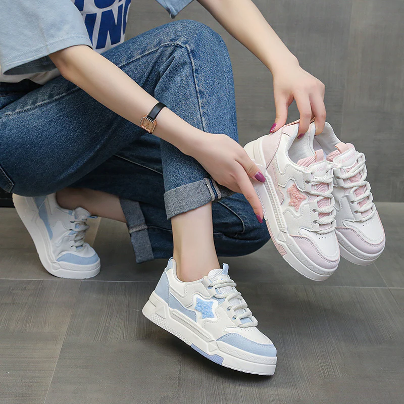 Damen Sneakers im trendigen Design mit detailverliebten Applikationen Heidi Mode - Image 2