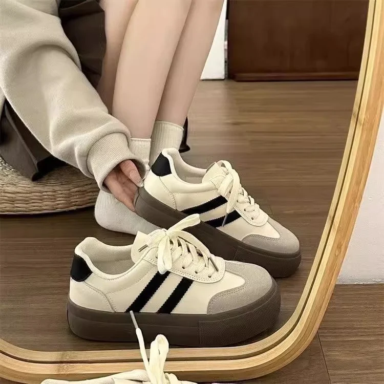 Damen Sneakers im urbanen Retro-Design mit stabiler Sohle und hochwertigem Obermaterial Heidi Mode - Image 2
