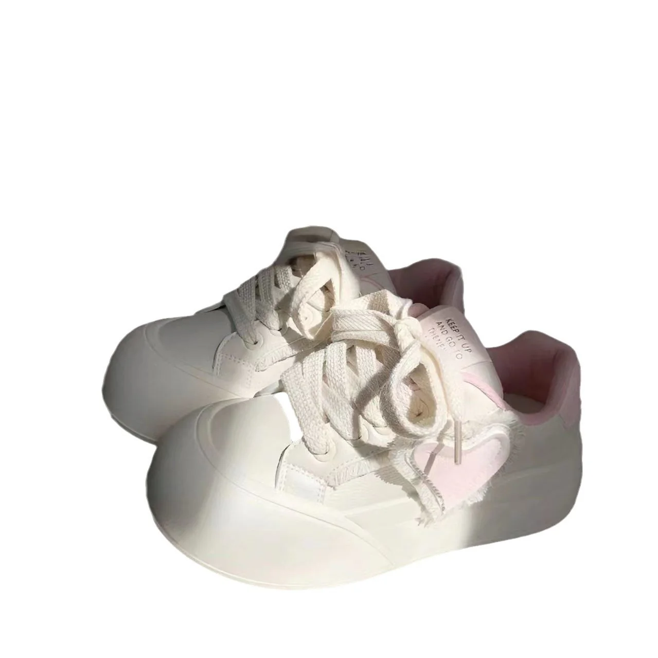 Damen Sneakers im verspielten Heart-Design mit atmungsaktiver Oberflächenstruktur Heidi Mode - Image 5