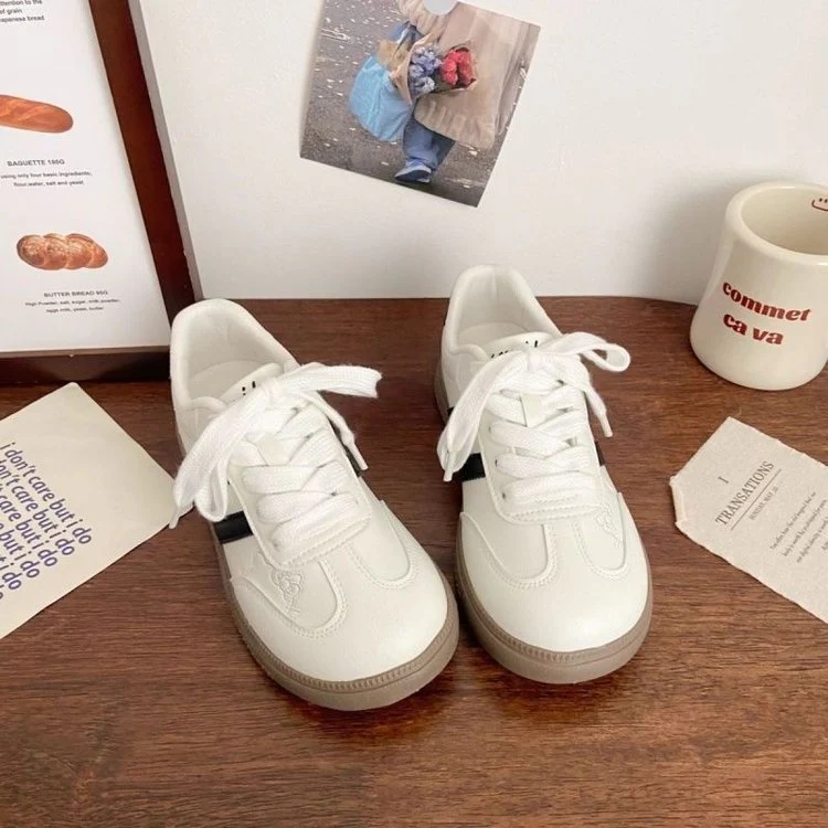 Damen Sneakers im verspielten Hello Kitty Design mit komfortabler Dämpfung Heidi Mode - Image 5