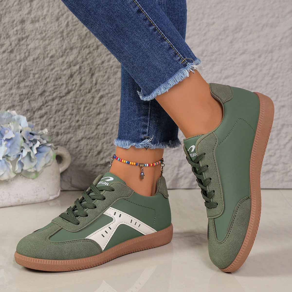 Damen Sneakers im Vintage-Look mit atmungsaktivem Obermaterial und rutschfester Sohle Heidi Mode - Image 2