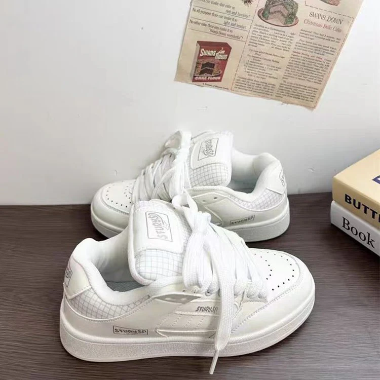 Damen Sneakers im zeitlosen Design mit gepolsterter Zunge und atmungsaktiver Obermaterialstruktur Heidi Mode - Image 5