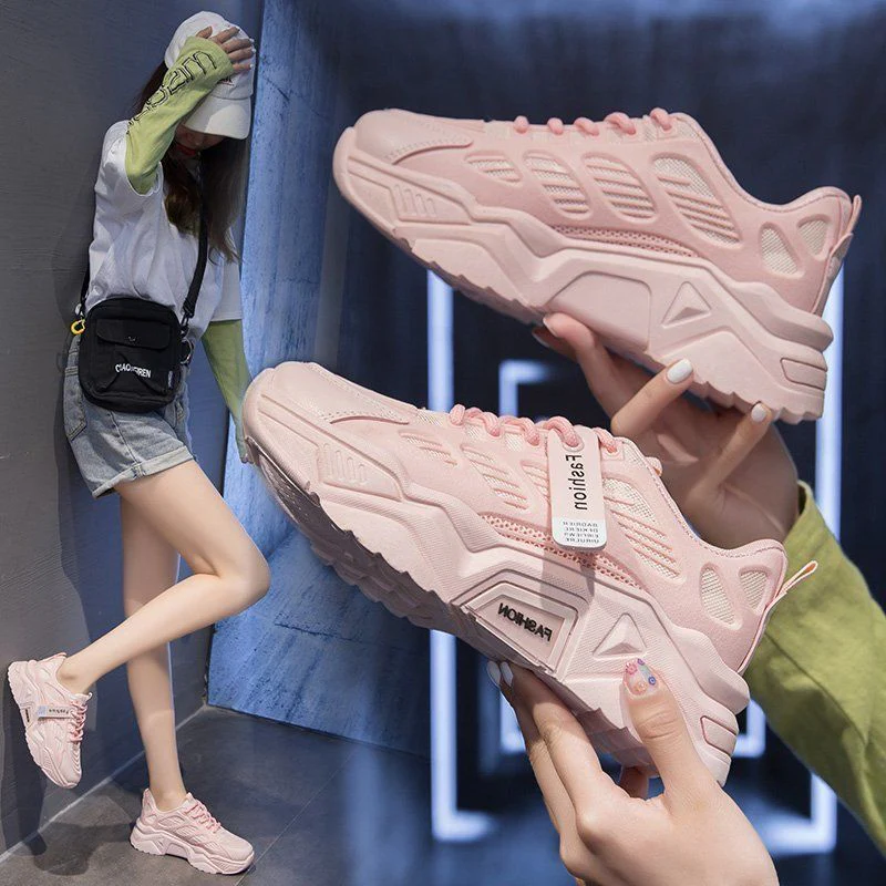 Damen Sneakers mit atmungsaktiver Mesh-Oberfläche und reflektierenden Akzenten Heidi Mode