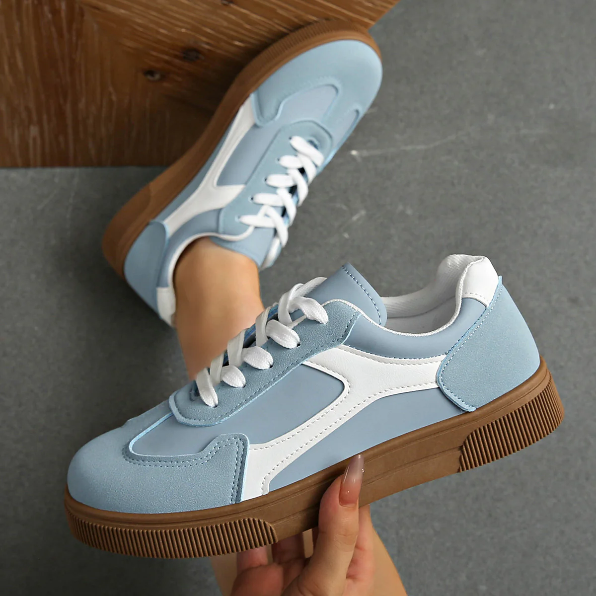 Damen Sneakers mit atmungsaktiver und rutschfester Gummisohle Heidi Mode - Image 4