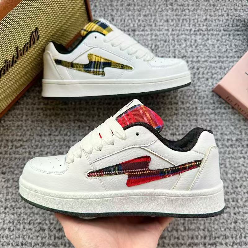 Damen Sneakers mit auffälligem Karomuster und dämpfender Sohle Heidi Mode - Image 8