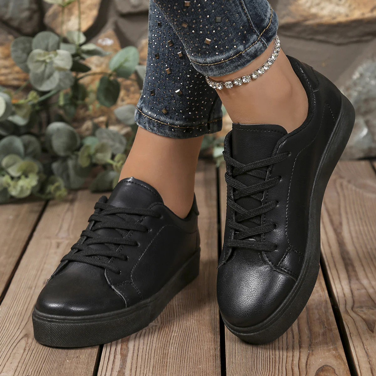 Damen Sneakers mit dämpfender Sohle und klassischem Design Heidi Mode - Image 4
