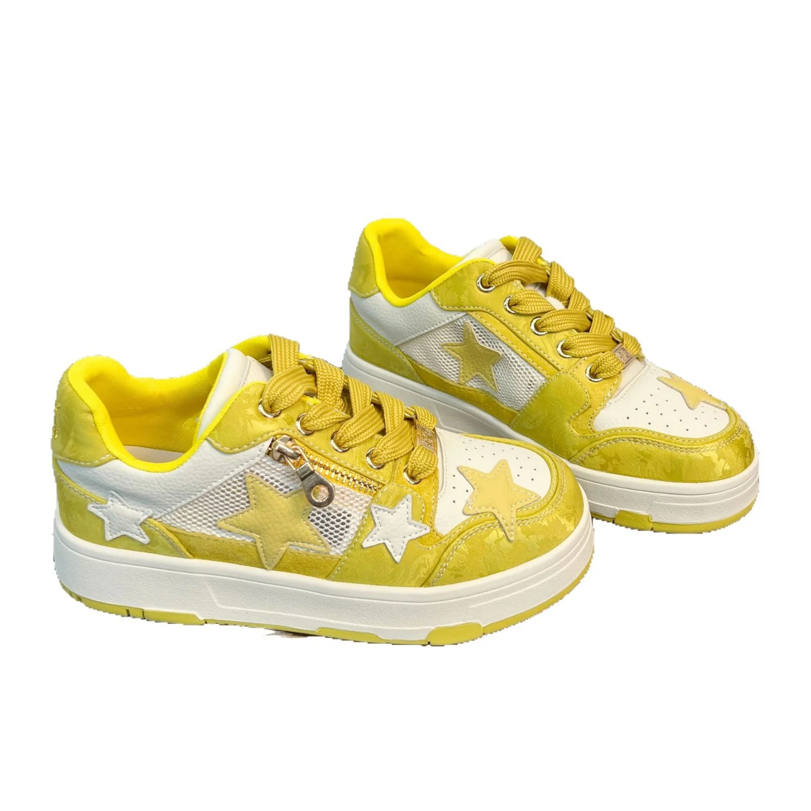 Damen Sneakers mit dekorativen Sternenapplikationen und stabiler Laufsohle Heidi Mode - Image 5