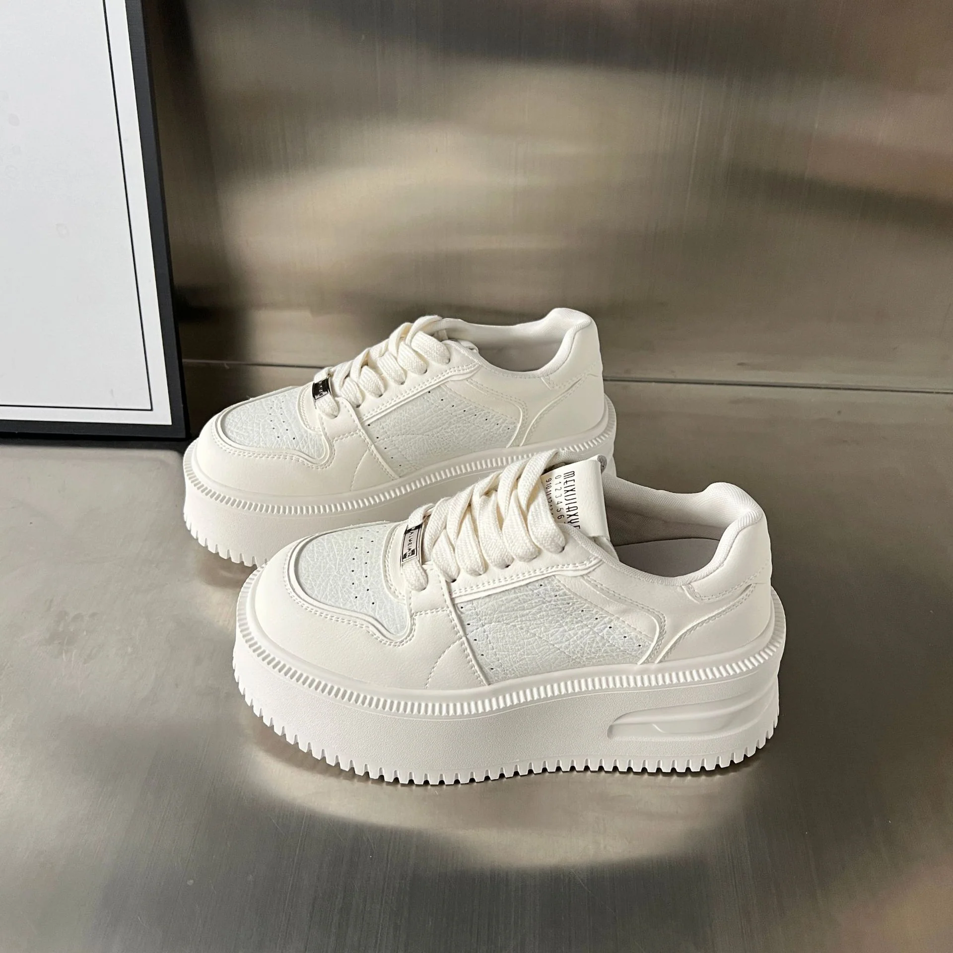 Damen Sneakers mit dickem Plateau und atmungsaktiver Obermaterialstruktur Heidi Mode - Image 6