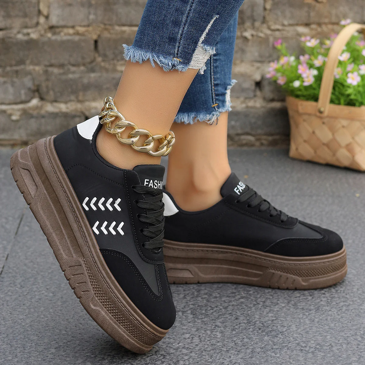 Damen Sneakers mit dicker Laufsohle und modischem Design Heidi Mode - Image 3