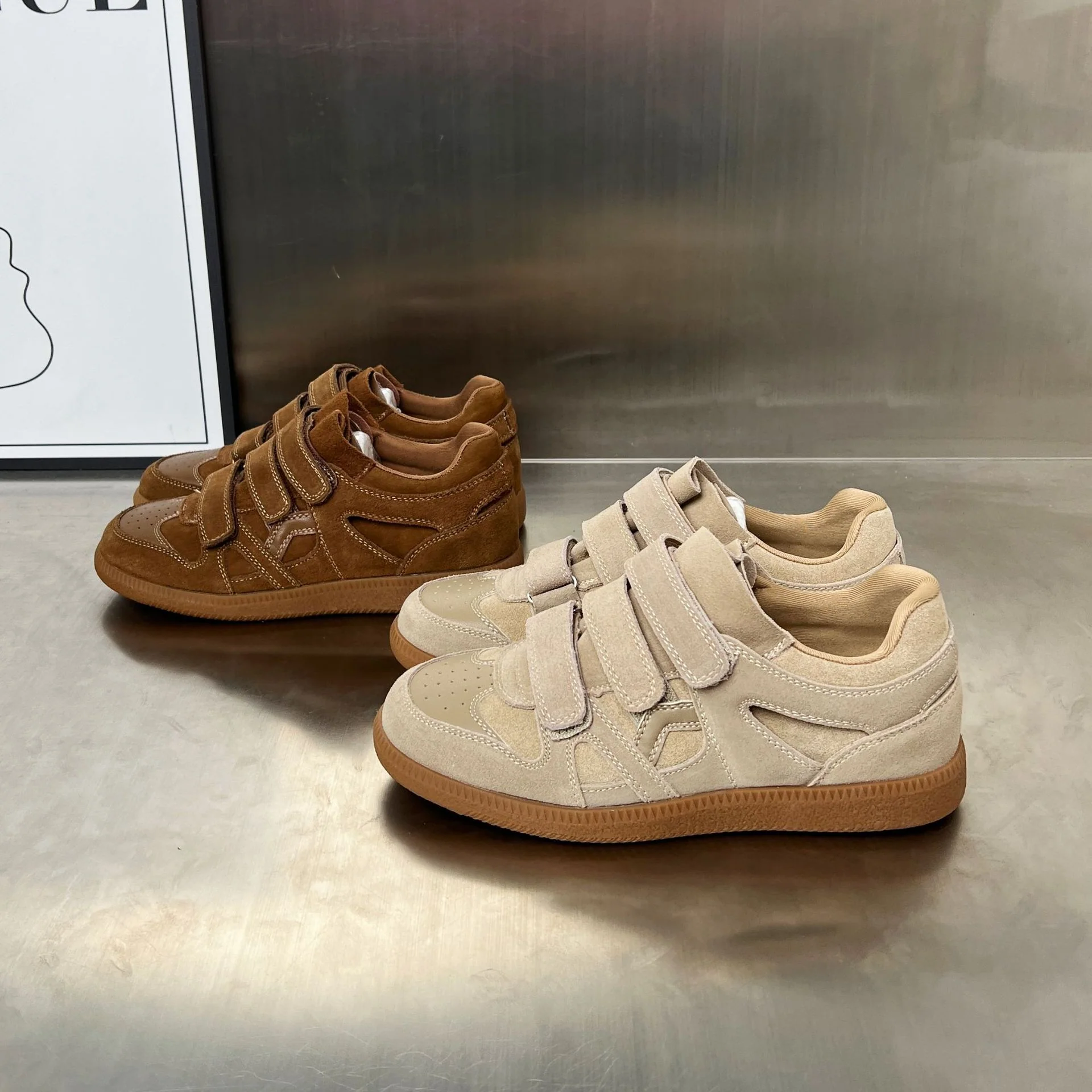 Damen Sneakers mit doppeltem Klettverschluss und weicher Schaumstoffdämpfung Heidi Mode - Image 3