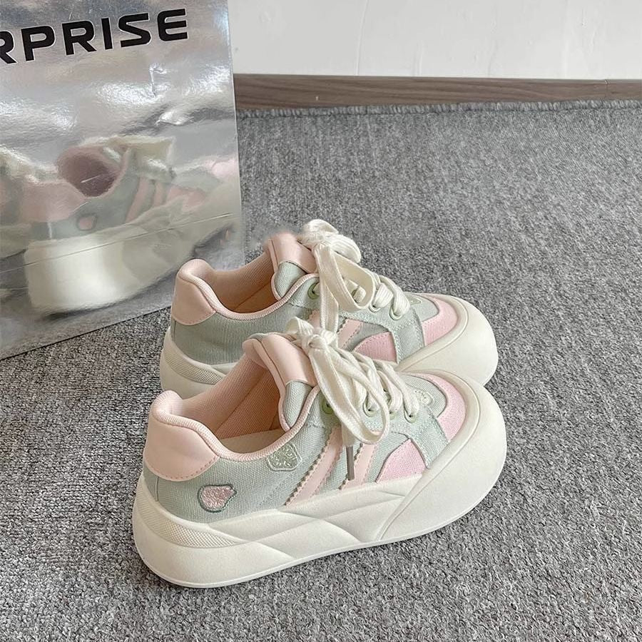 Damen Sneakers mit eleganter Struktur und modischen Details Heidi Mode