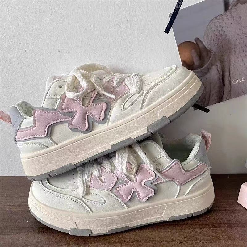 Damen Sneakers mit floralen Applikationen und innovativem Komfortfunktionsdesign Heidi Mode - Image 4