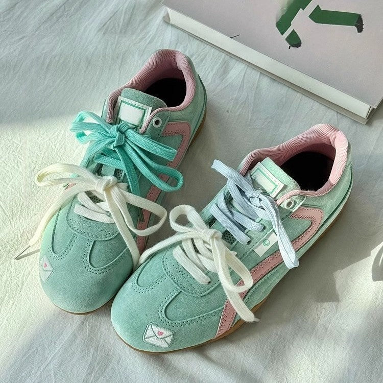 Damen Sneakers mit fröhlichem Apfelmotiv und textiler Oberflächenstruktur Heidi Mode