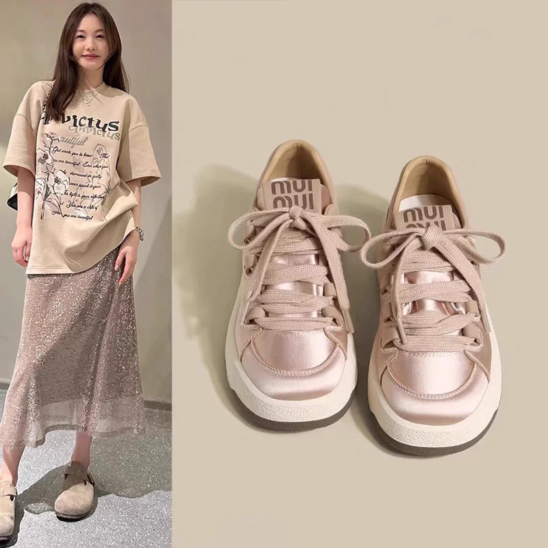 Damen Sneakers mit glänzendem Obermaterial und komfortabler Dämpfung Heidi Mode - Image 2
