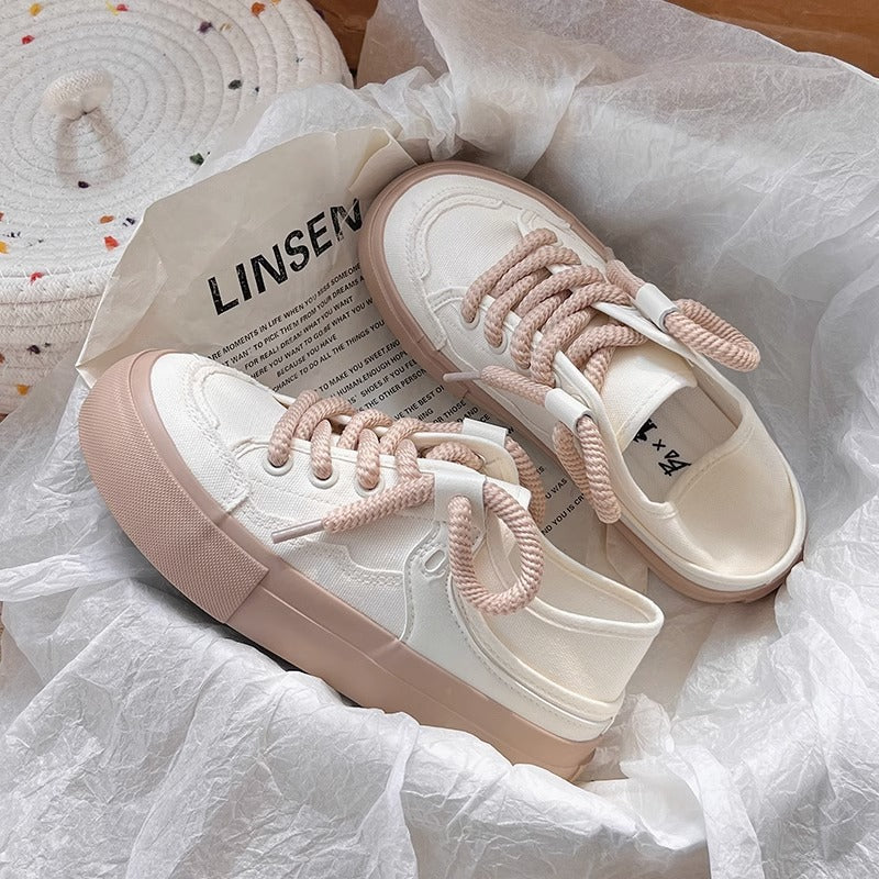 Damen Sneakers mit innovativen, strukturierten Schnürsenkeln Heidi Mode