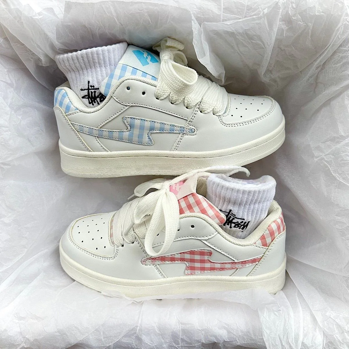 Damen Sneakers mit karierter Applikation und bequemer Dämpfung Heidi Mode - Image 7