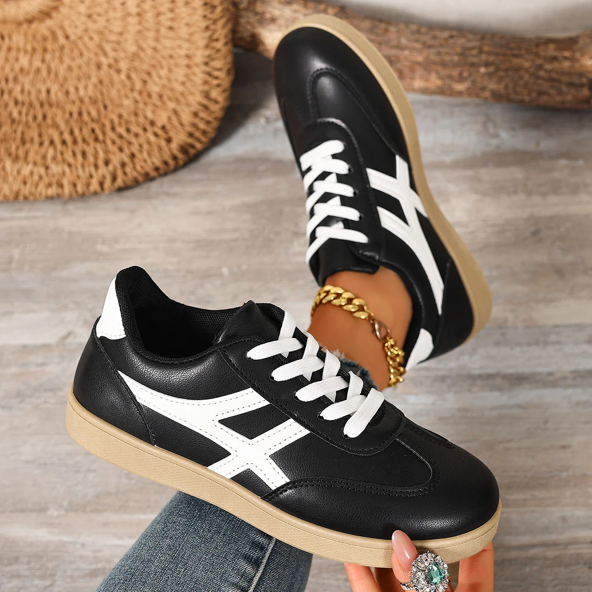 Damen Sneakers mit modischem Design und komfortabler Laufsohle Heidi Mode - Image 2