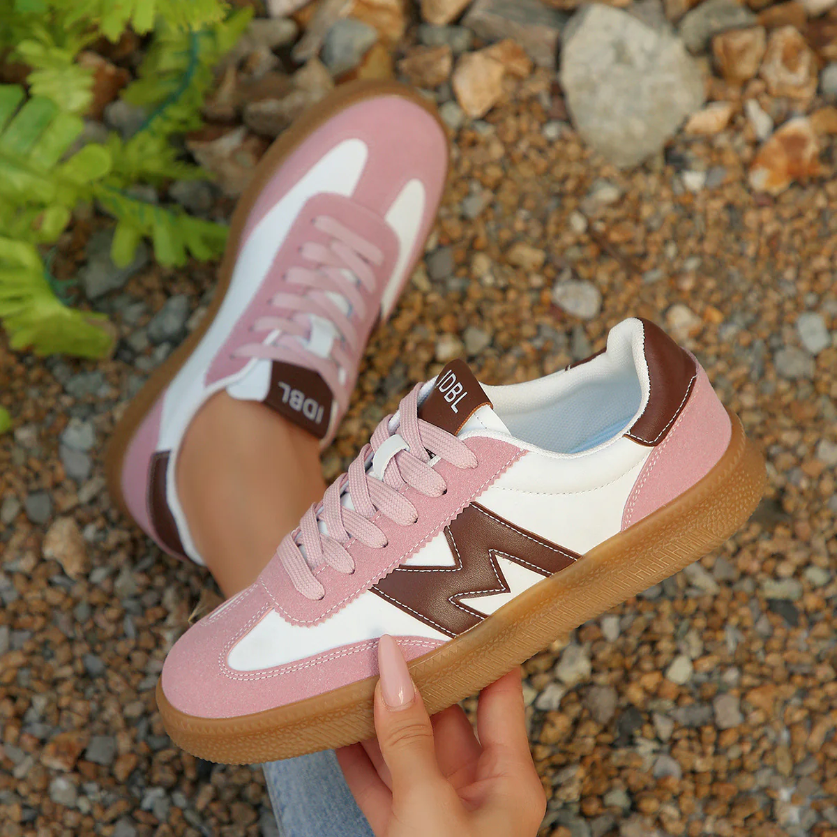 Damen Sneakers mit modischer Suede-Oberfläche und rutschfester Gummisohle Heidi Mode